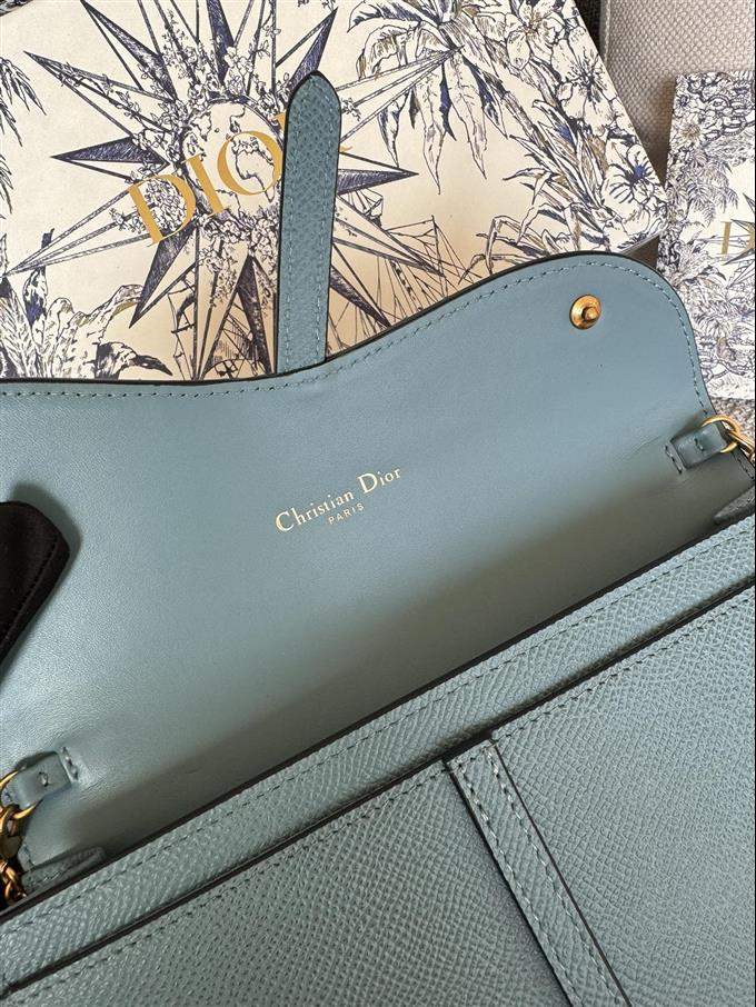 2025228Y370P212337974