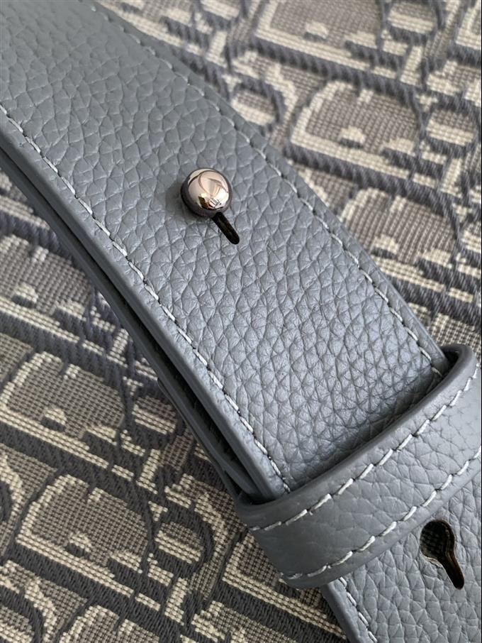 2025228Y460P21234668