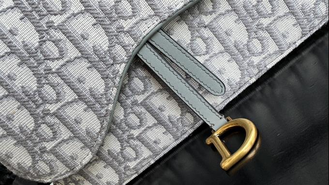 2025228Y500P21235150