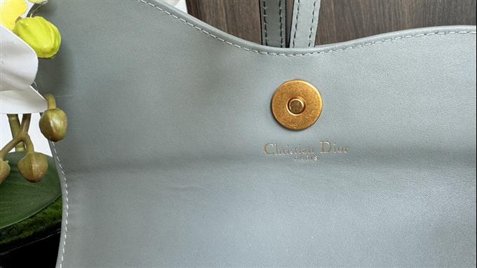 2025228Y500P21235228