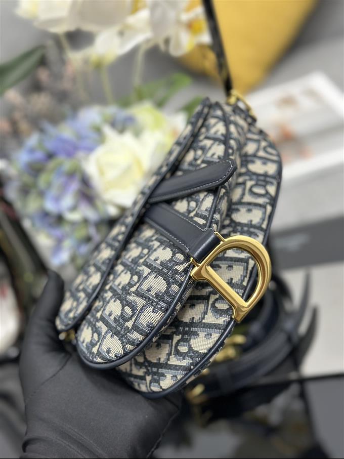 2025228Y530P21235323