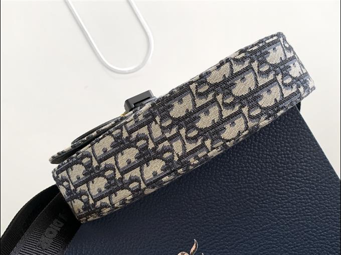 2025228Y550P212258203