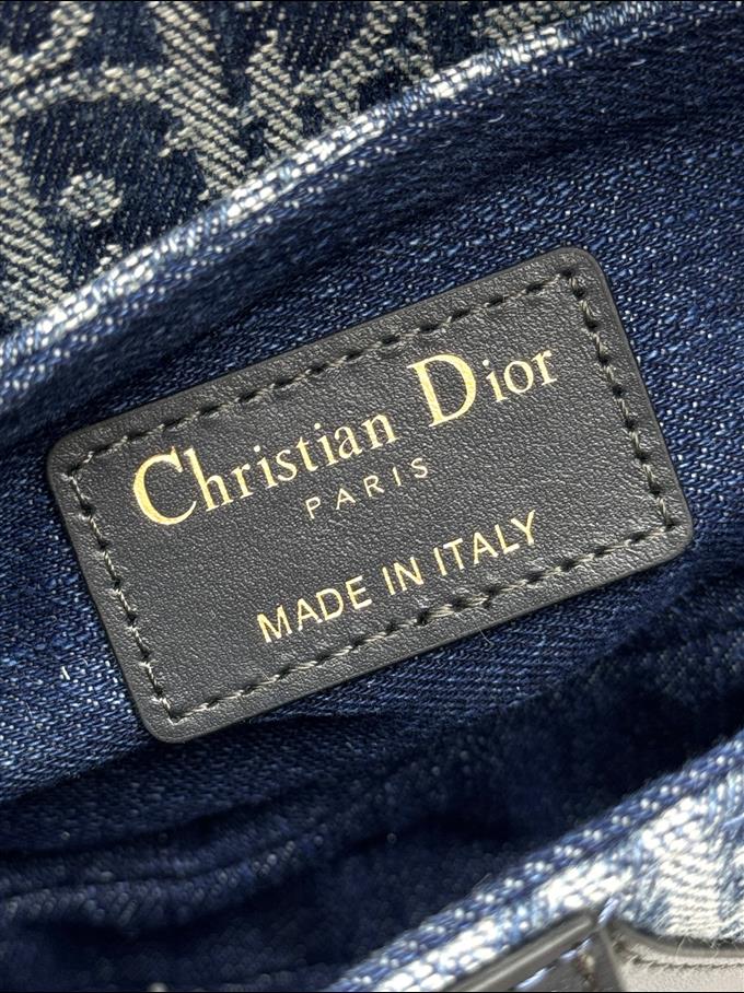 2025228Y550P21235543