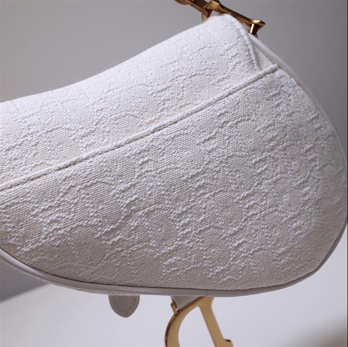 2025228Y550P21235747