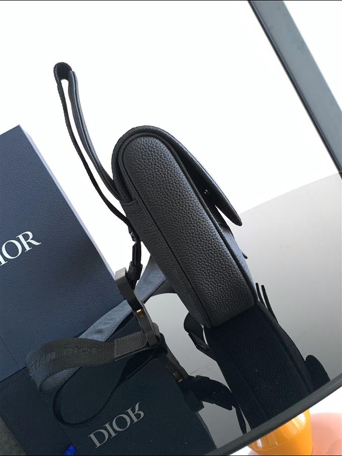 2025228Y550P21236298