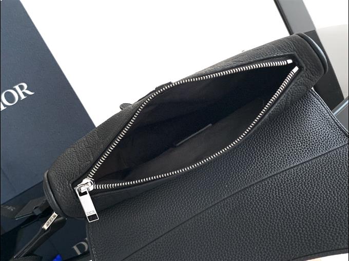 2025228Y550P21236345