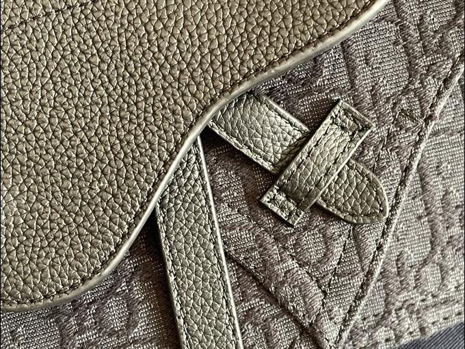 2025228Y560P212317279