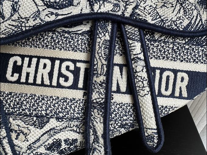 2025228Y580P21237392