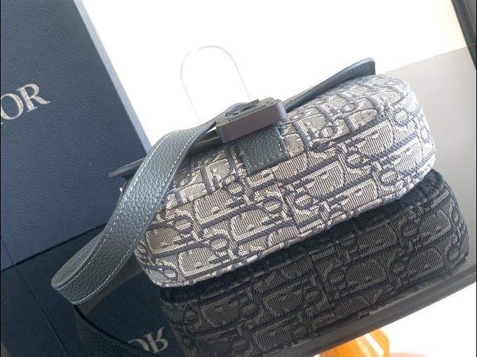 2025228Y580P21237566