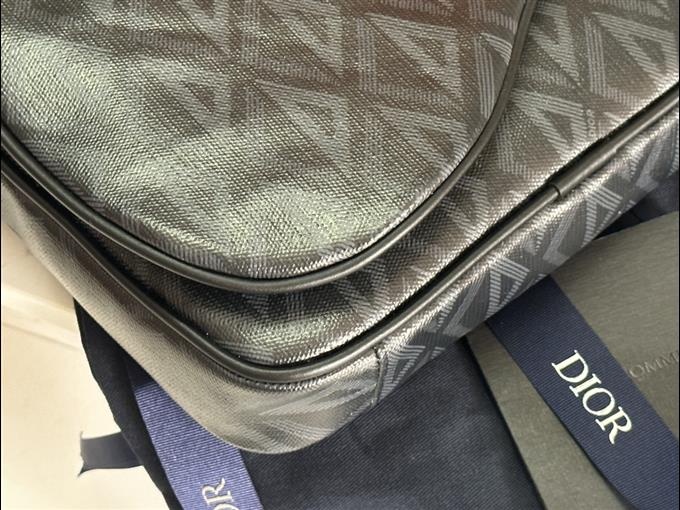 2025228Y600P21230610