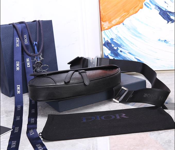 2025228Y600P212317942