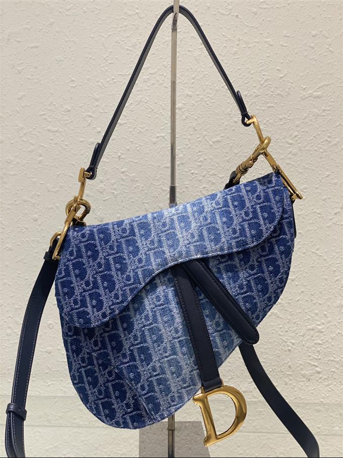 2025228Y600P21239510