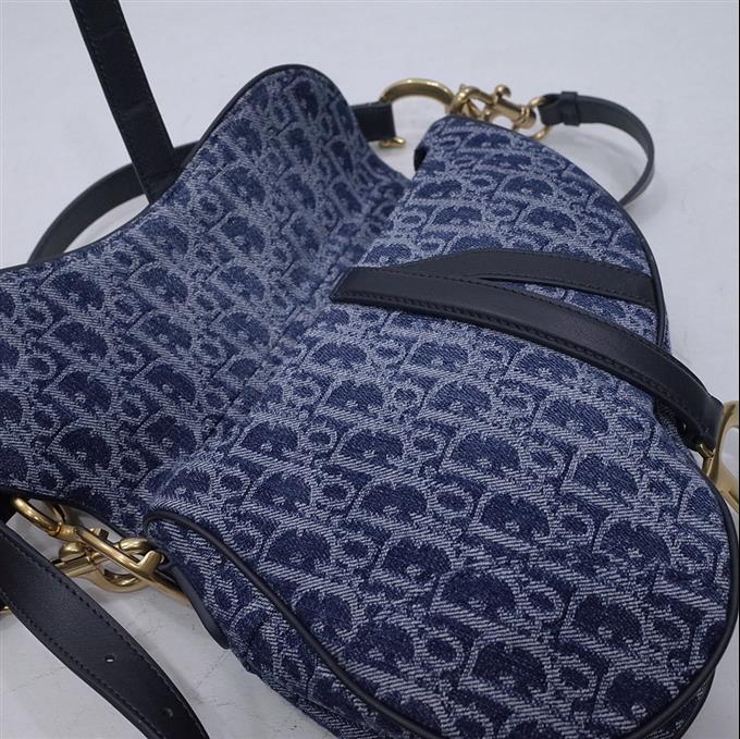 2025228Y600P21239730