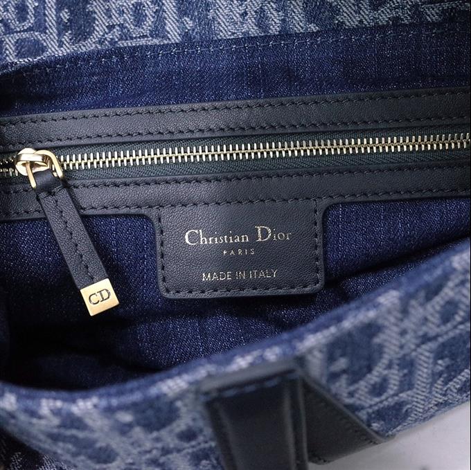 2025228Y600P21239762