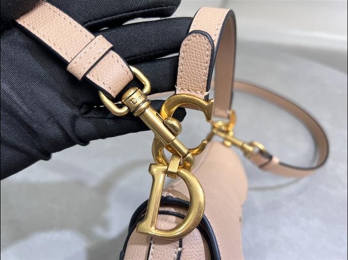 2025228Y630P212310405