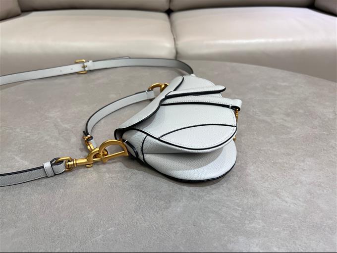 2025228Y630P212310718