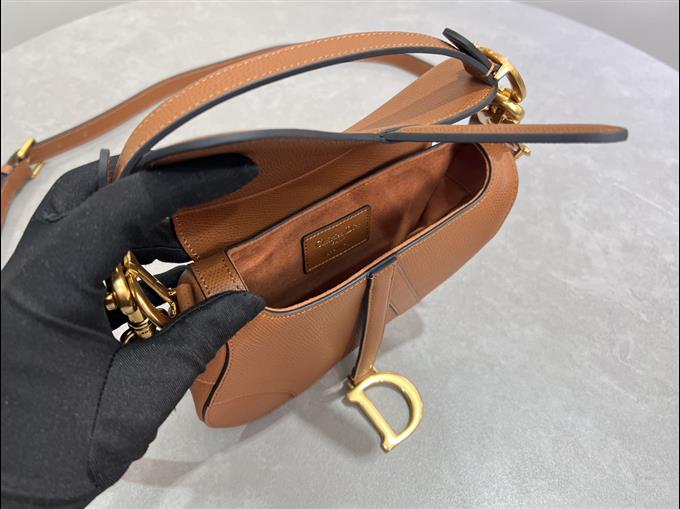 2025228Y630P212311300