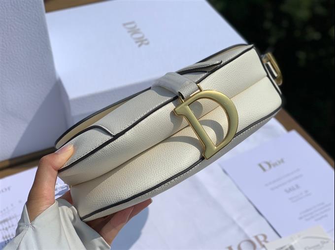 2025228Y850P21232873