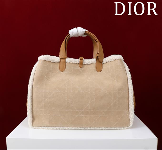 2025228Y1000P212644526