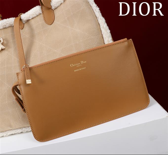 2025228Y1000P212644558