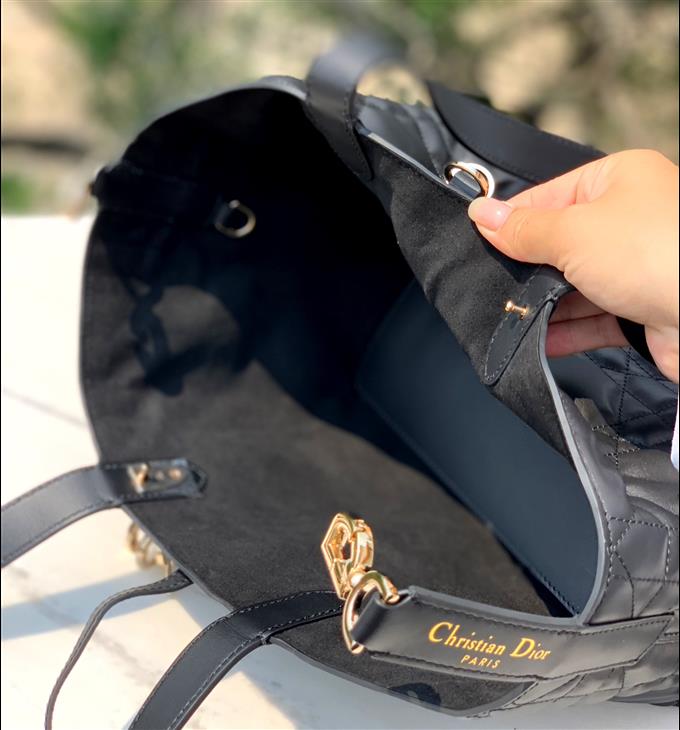 2025228Y1000P212644732