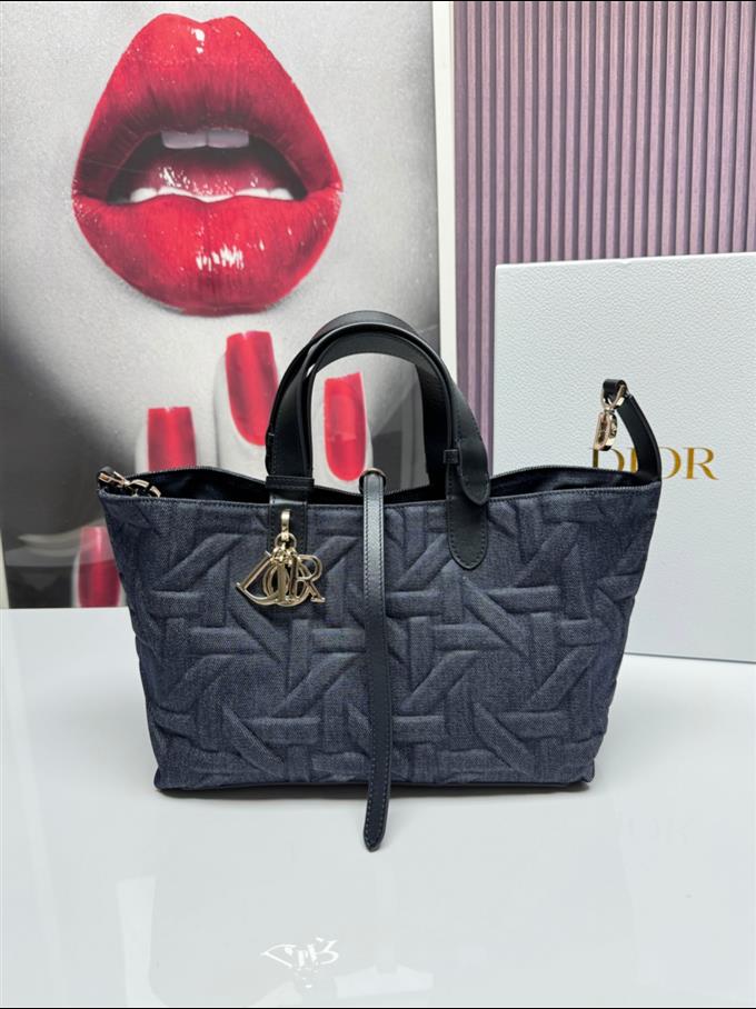 2025228Y650P212644982