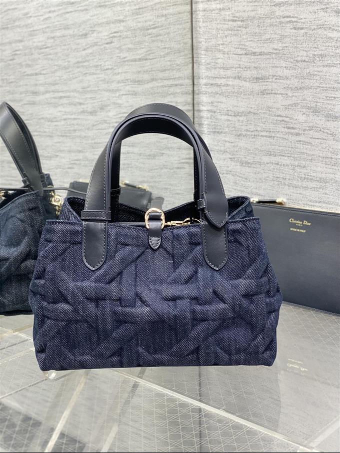 2025228Y750P212645341