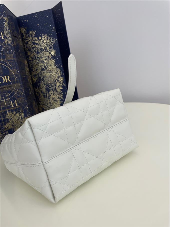 2025228Y750P212646532