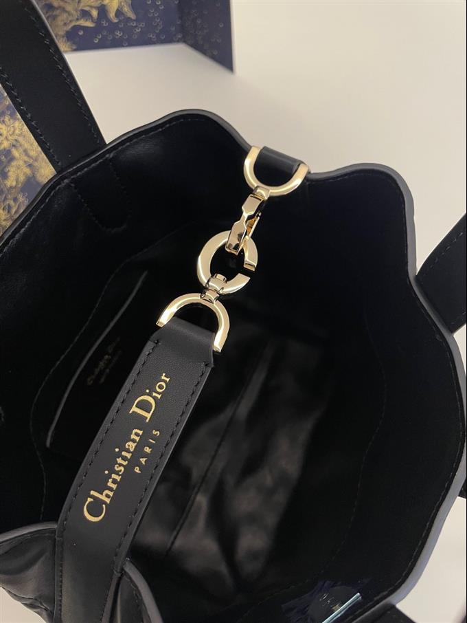 2025228Y750P212646704