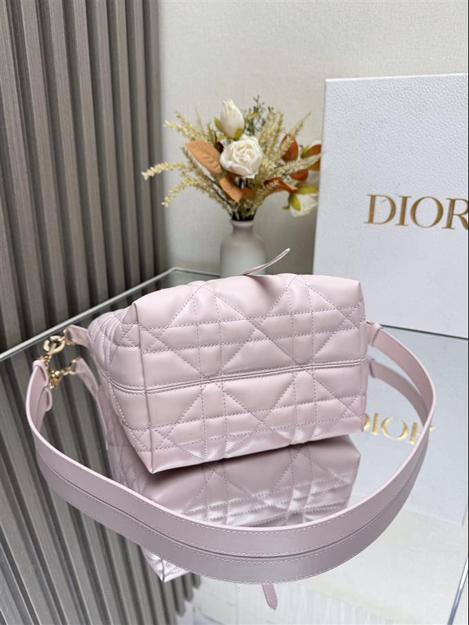 2025228Y750P21264678