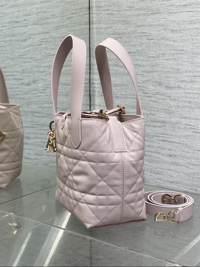 2025228Y750P212647220