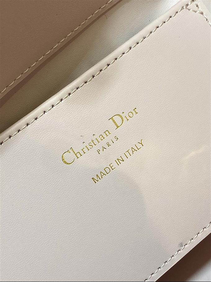 2025228Y750P212647269