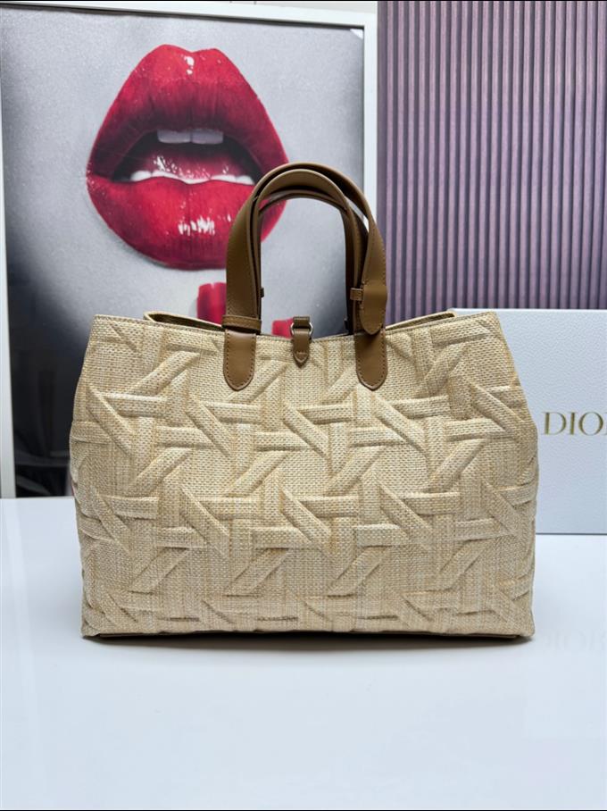 2025228Y780P212647929