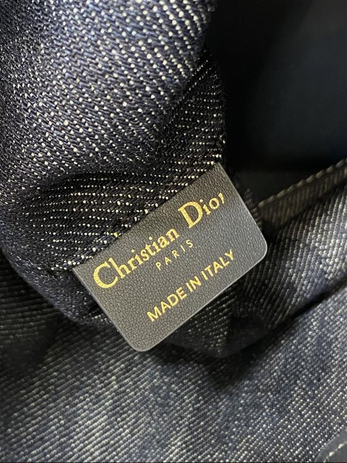 2025228Y780P212648121