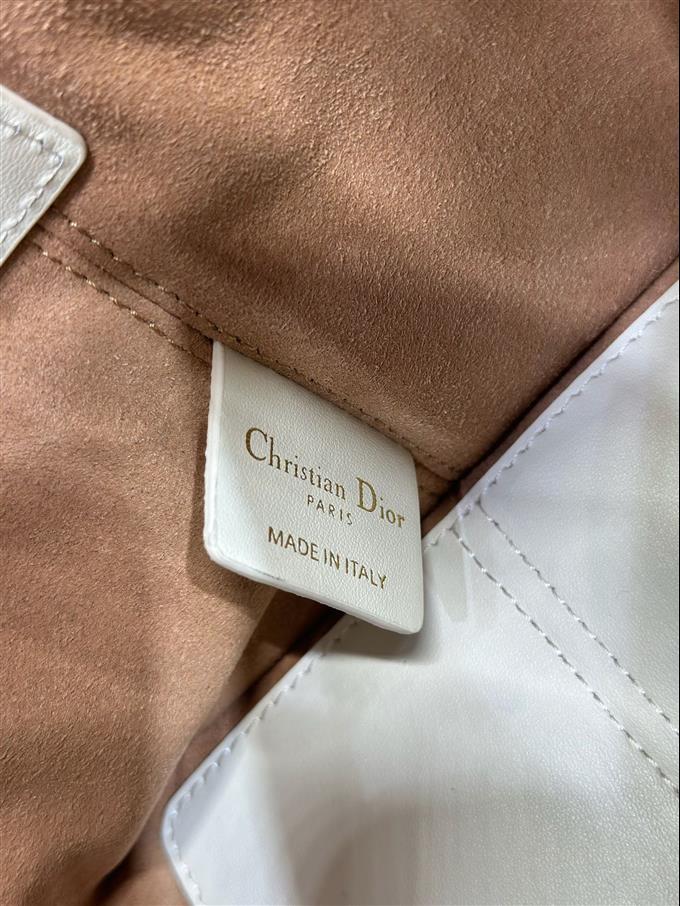 2025228Y780P212648264