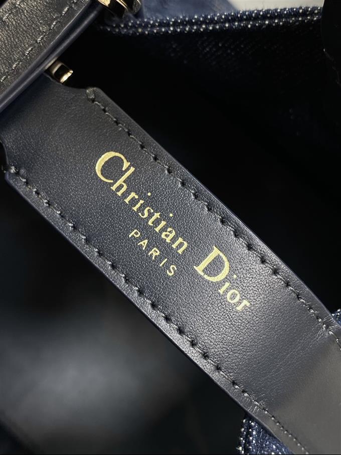 2025228Y780P21264841