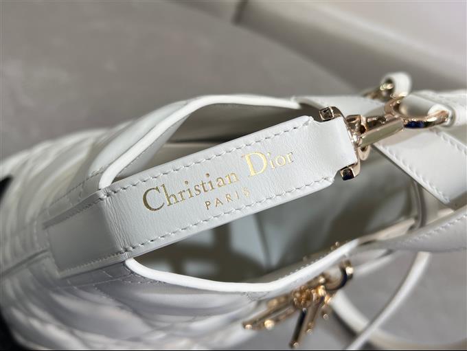 2025228Y780P212648641