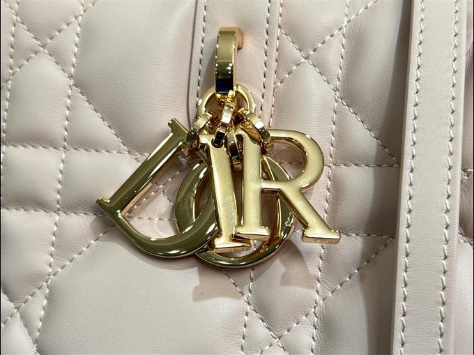 2025228Y780P212648862