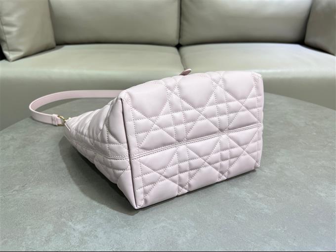 2025228Y780P212648910