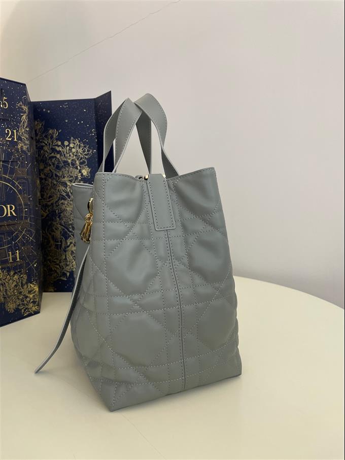 2025228Y780P212649365