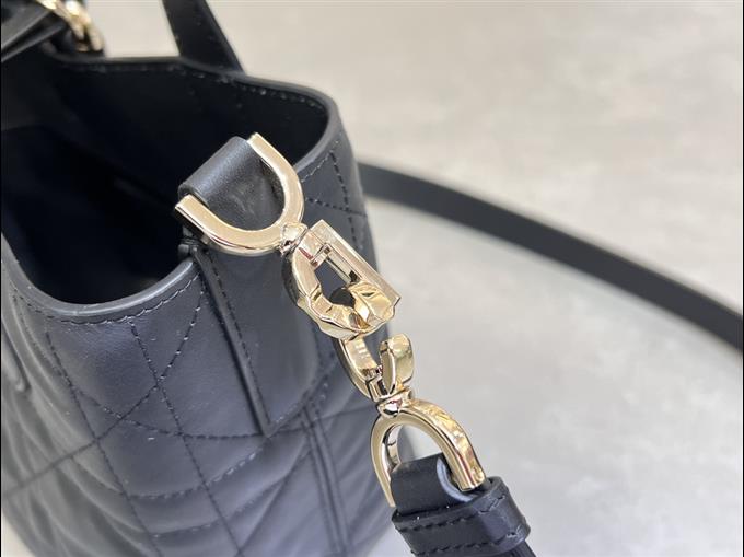 2025228Y780P212651183