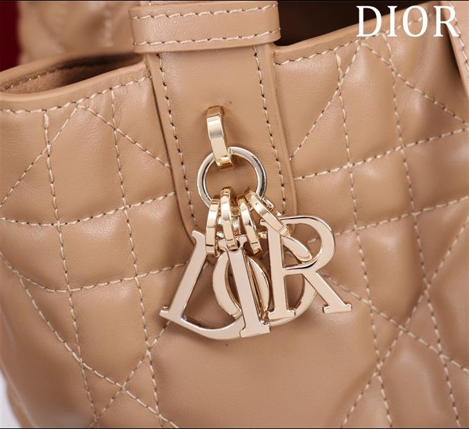 2025228Y800P212640103