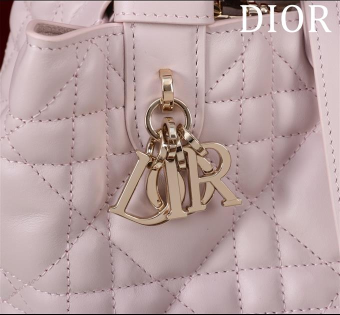 2025228Y800P212640540