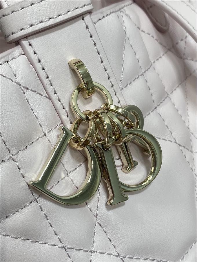 2025228Y800P212641578