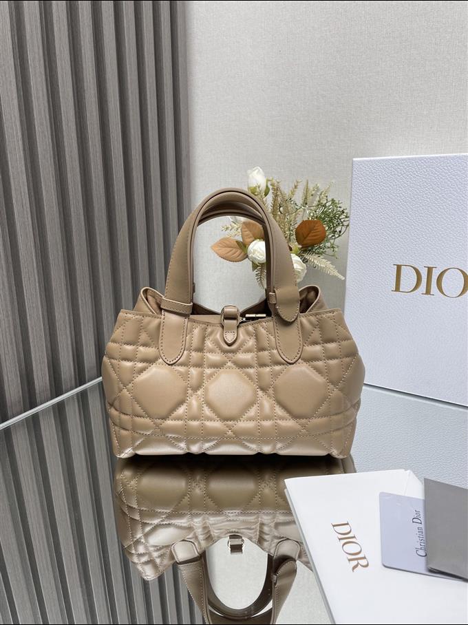 2025228Y800P212652852