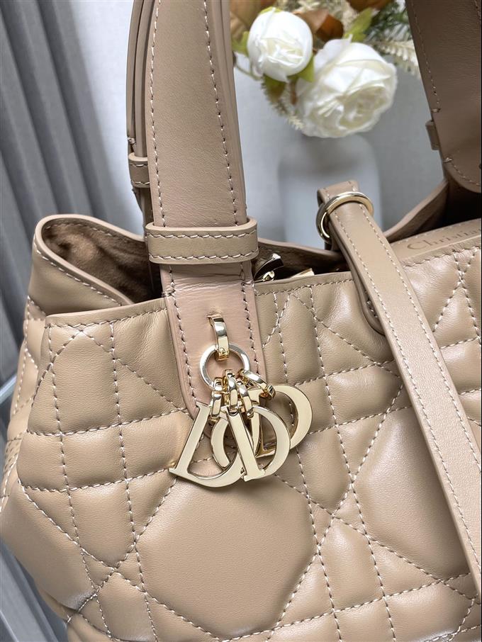 2025228Y800P212652868