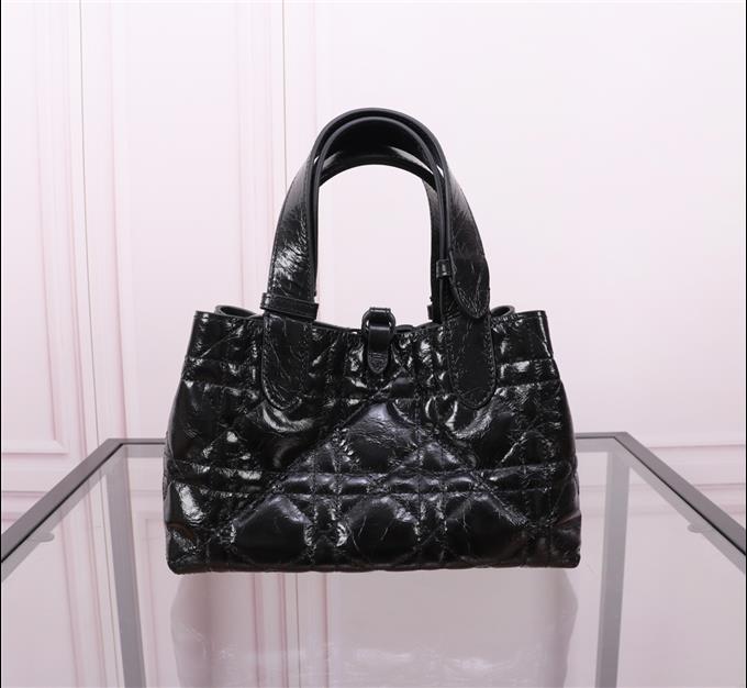 2025228Y800P212653721