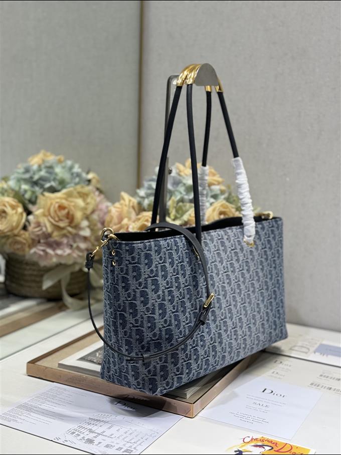 2025228Y800P212653832