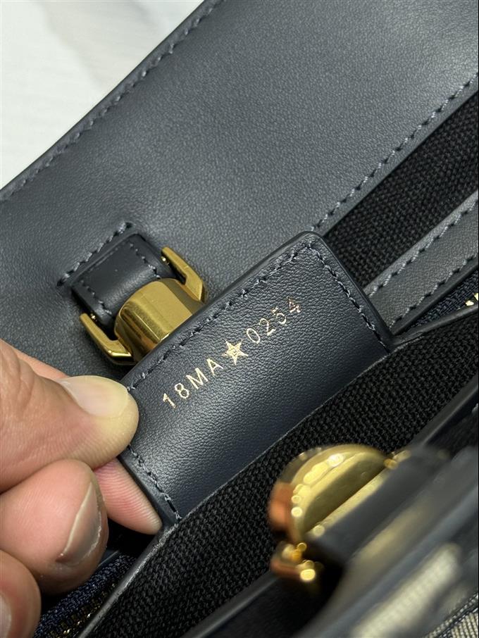 2025228Y800P212654365