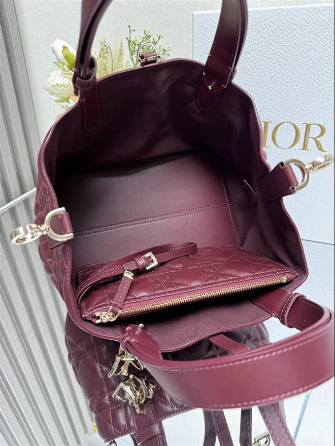 2025228Y800P212655640